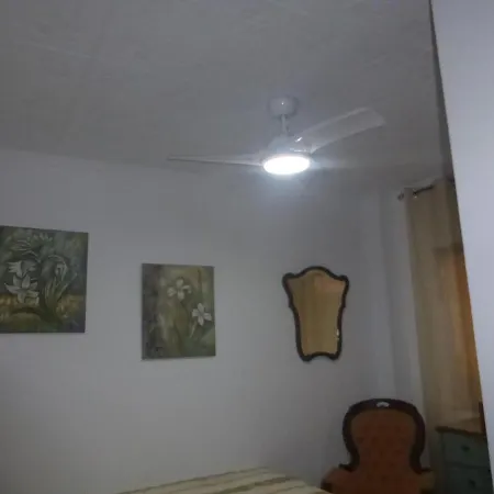 Vacaciones Tierra Y Mar Casa En El Centro Con Patio Y Terraza