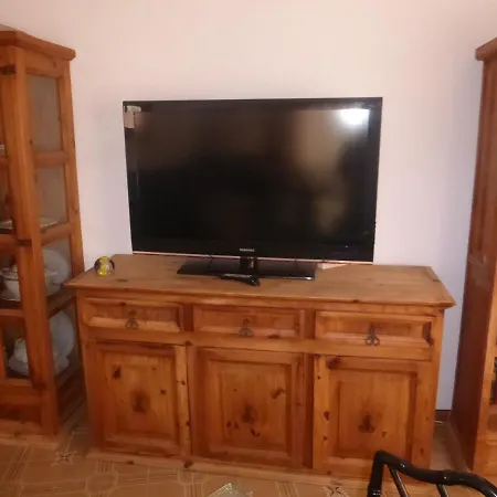 Agradable Casa Con Patio Y Terraza En El Centro بيت للعطل إل كامبيلو
