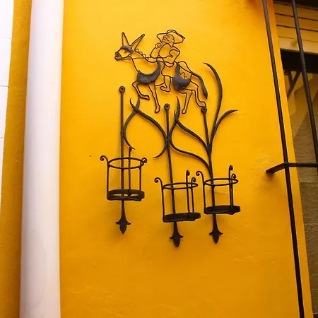 Agradable Casa Con Patio Y Terraza En El Centro *