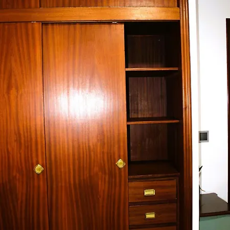 Agradable Casa Con Patio Y Terraza En El Centro بيت للعطل إل كامبيلو