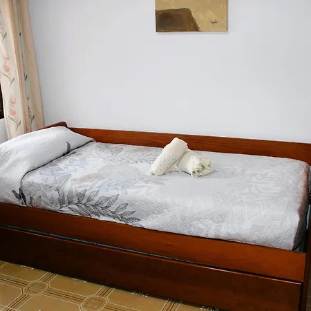 Agradable Casa Con Patio Y Terraza En El Centro *